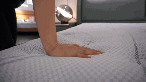 4d7bc8297f1e8a2f07b987ffad14c7e1.gif image006.gif