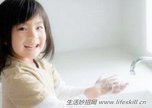 怎样解决静电烦恼?(图1) 怎样解决静电烦恼?