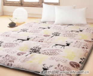 床垫受潮发霉的处理办法(图1) 床垫受潮发霉的处理办法