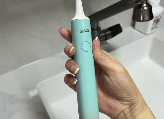 电动牙刷哪个牌子好用？5款优质产品实测对比，教你怎么选到优品 (图11)
